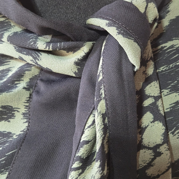 Reiss Katie Animal Print Flippy Dress Green Black Long Sleeve 4 NWT Office Party - Picture 5 of 8